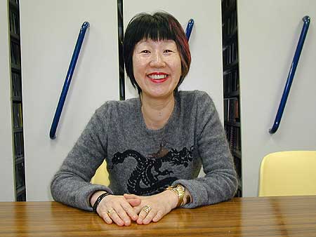 南研子さん