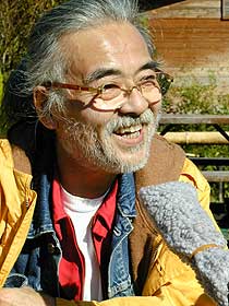 油井昌由樹さん